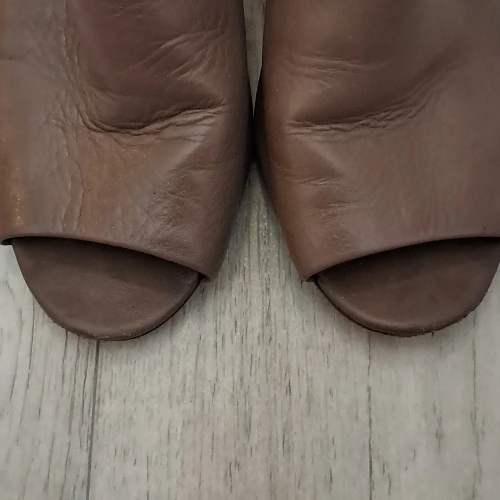 Tory Burch Slingback Saddle Leather Block Heal Mule Sandle Mushroom Size 8.5